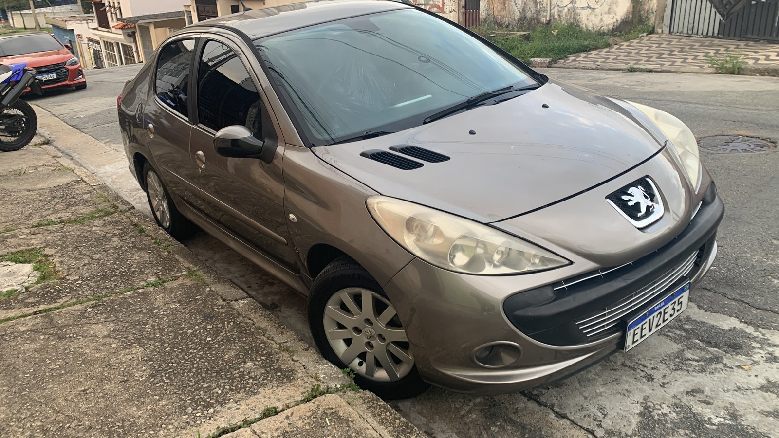 Peugeot 207 Sedan Passion XS 1.6 Flex 16V 4p 2009