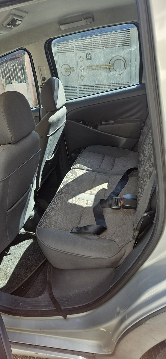 Fiat Idea Adv./ Adv.LOCK.Dualogic 1.8 Flex 5p 2010