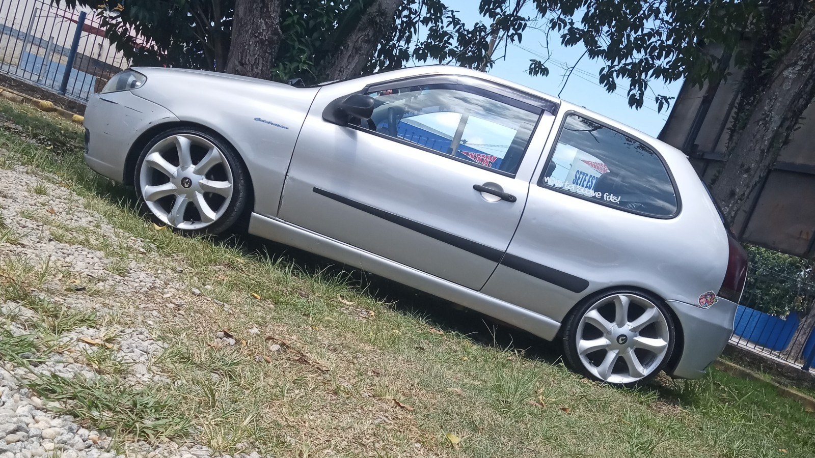 Fiat Palio 1.0 Celebr. ECONOMY F.Flex 8V 2p 2010