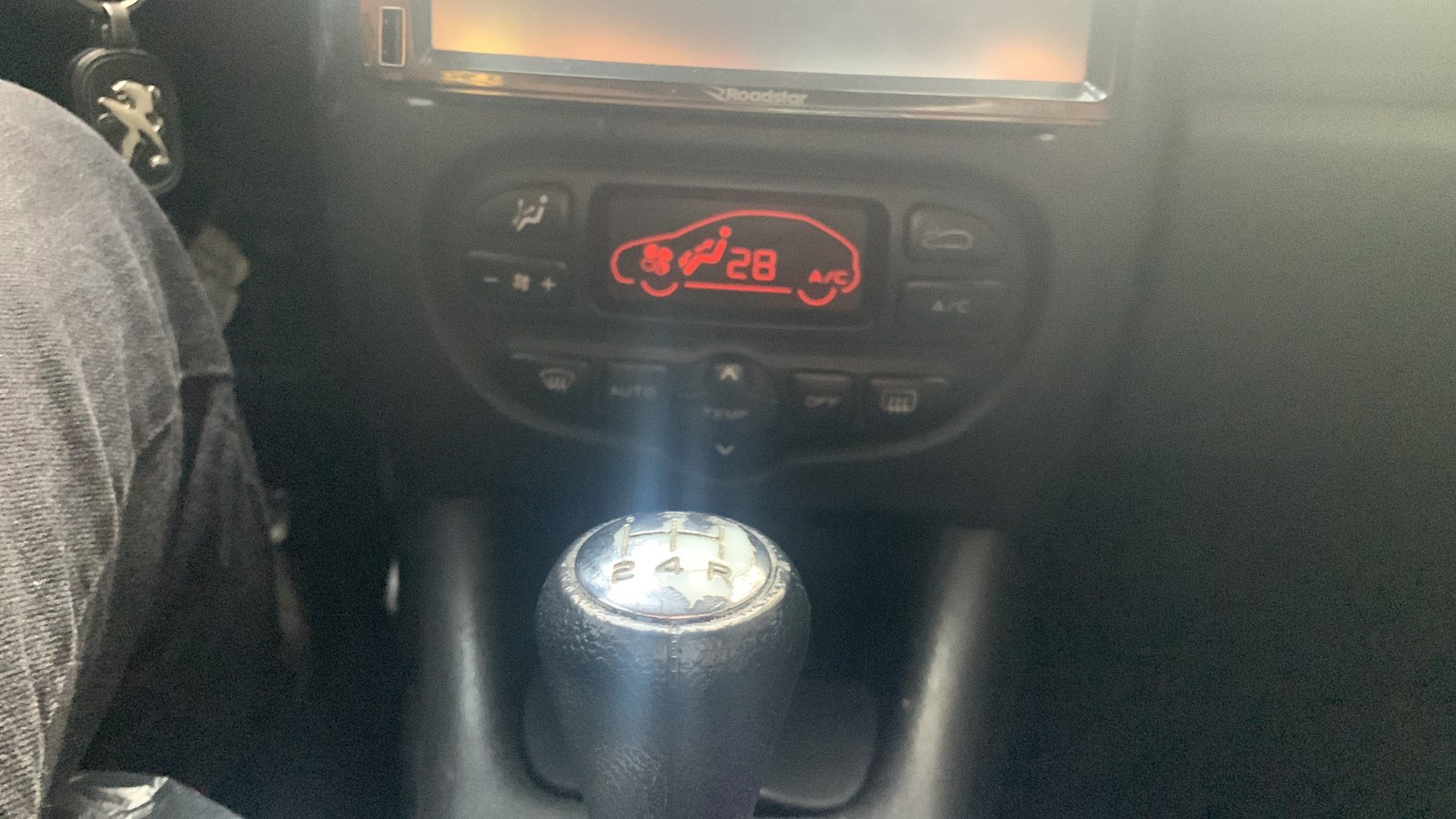 Peugeot 207 Sedan Passion XS 1.6 Flex 16V 4p 2009