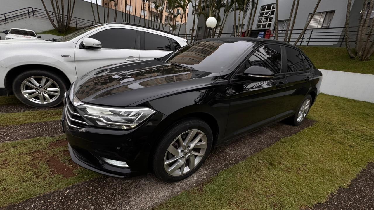 VW - VolksWagen JETTA Comfort. 250 TSI 1.4 Flex 16v Aut. 2018