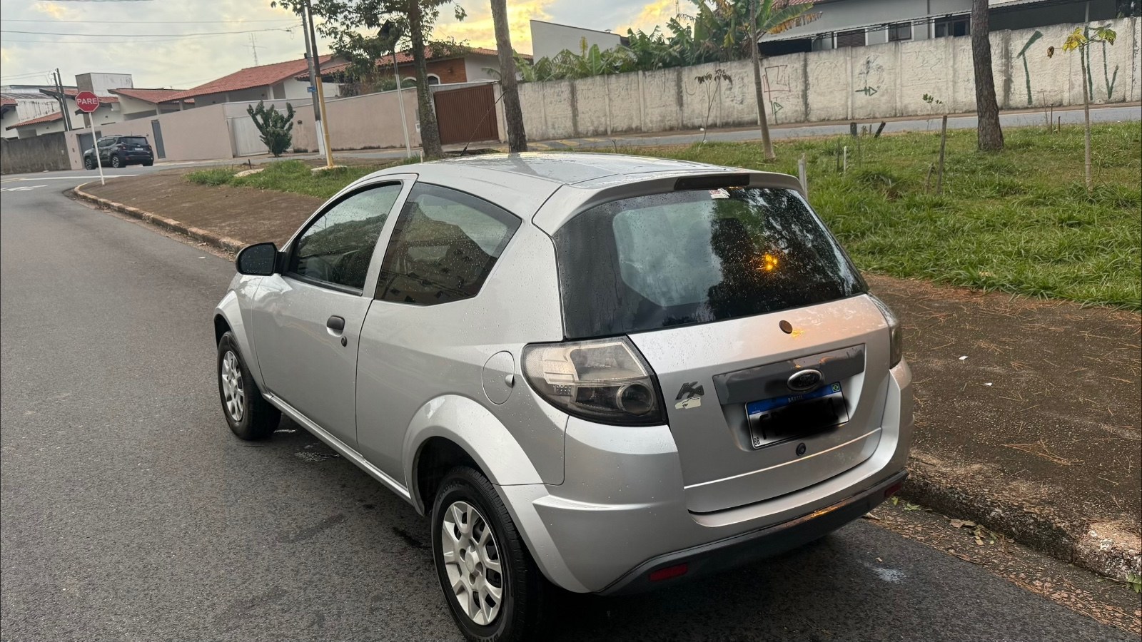 Ford Ka 1.0 8V/1.0 8V ST Flex 3p 2013