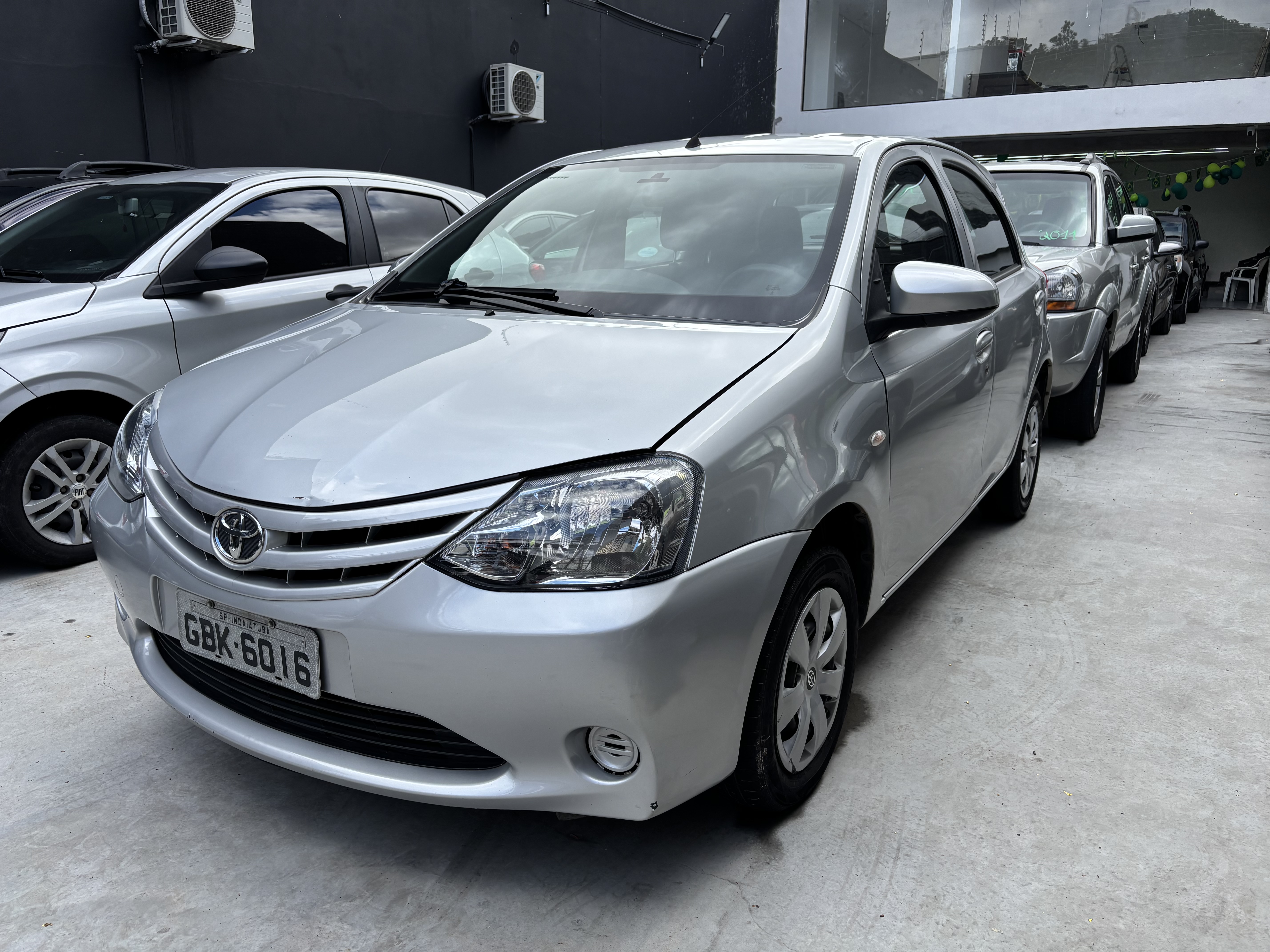 Toyota Etios X 1.3 2016
