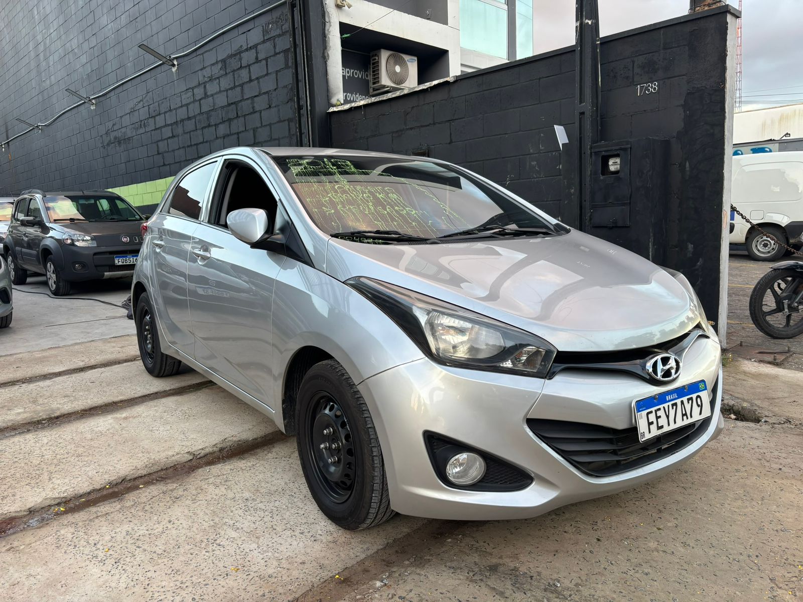 Hyundai HB20 Premium 1.6 Flex 16V Mec. 2013