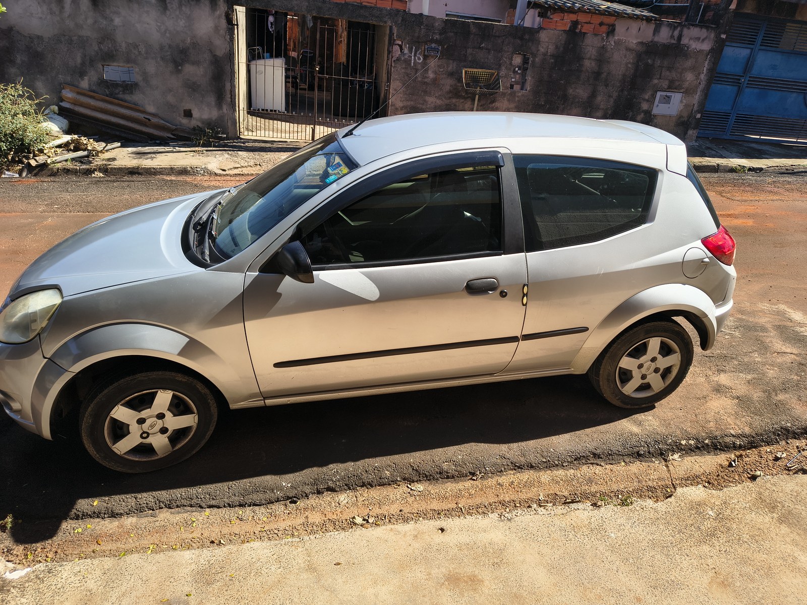 Ford Ka 1.0 8V/1.0 8V ST Flex 3p 2010