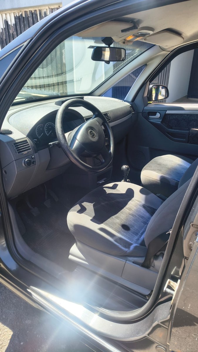 GM - Chevrolet Meriva Maxx 1.8 MPFI 8V FlexPower 2006