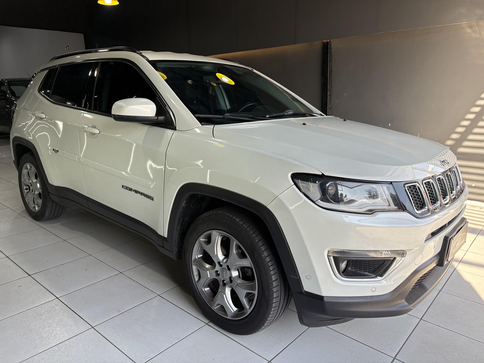 Jeep COMPASS LONGITUDE 2.0 4x2 Flex 16V Aut. 2021