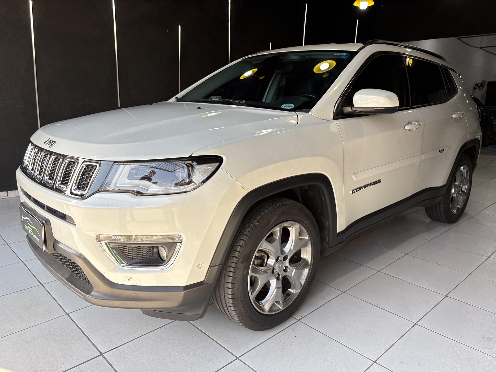 Jeep COMPASS LONGITUDE 2.0 4x2 Flex 16V Aut. 2021