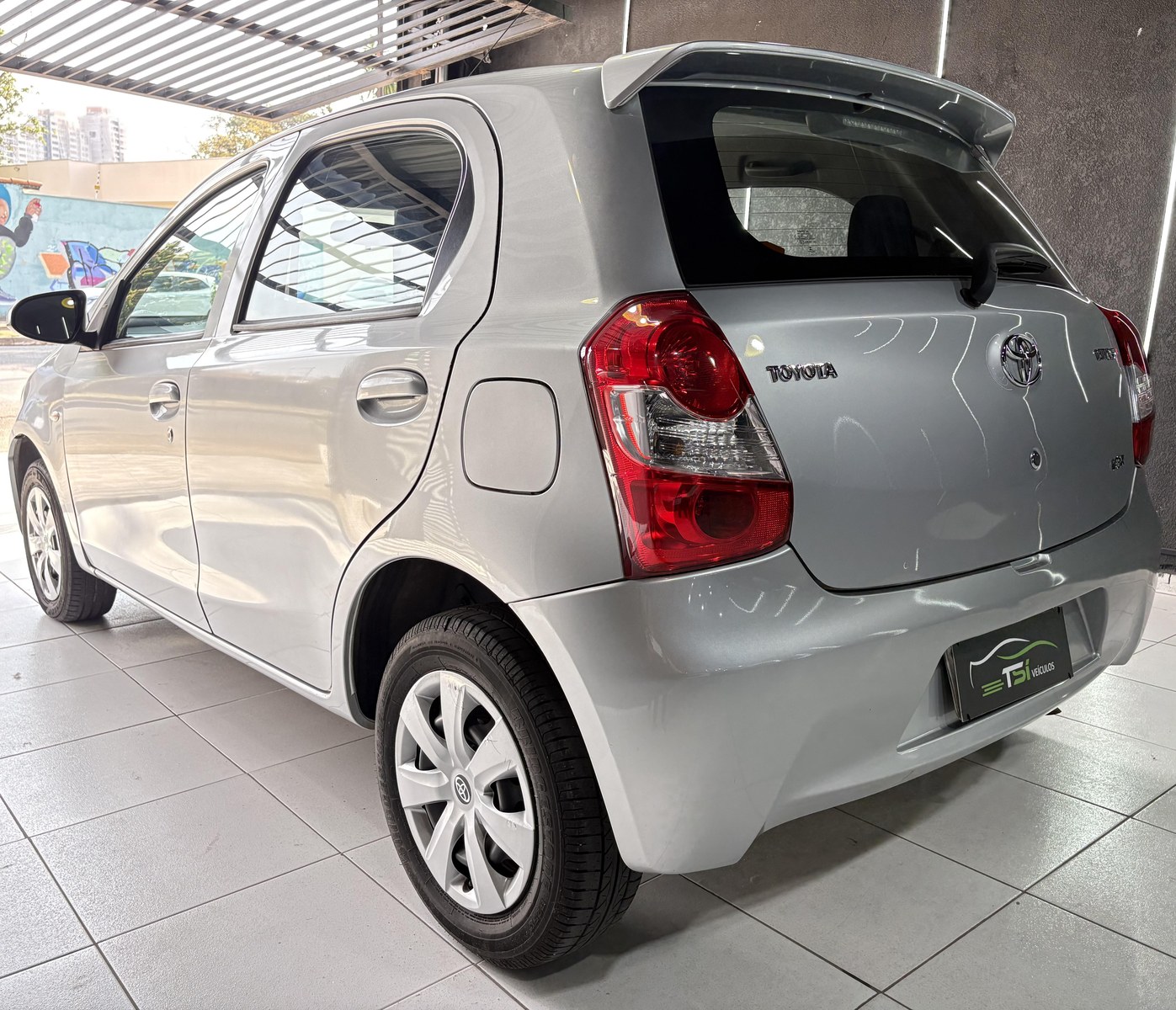 Toyota ETIOS X 1.3 Flex 16V 5p Mec. 2016