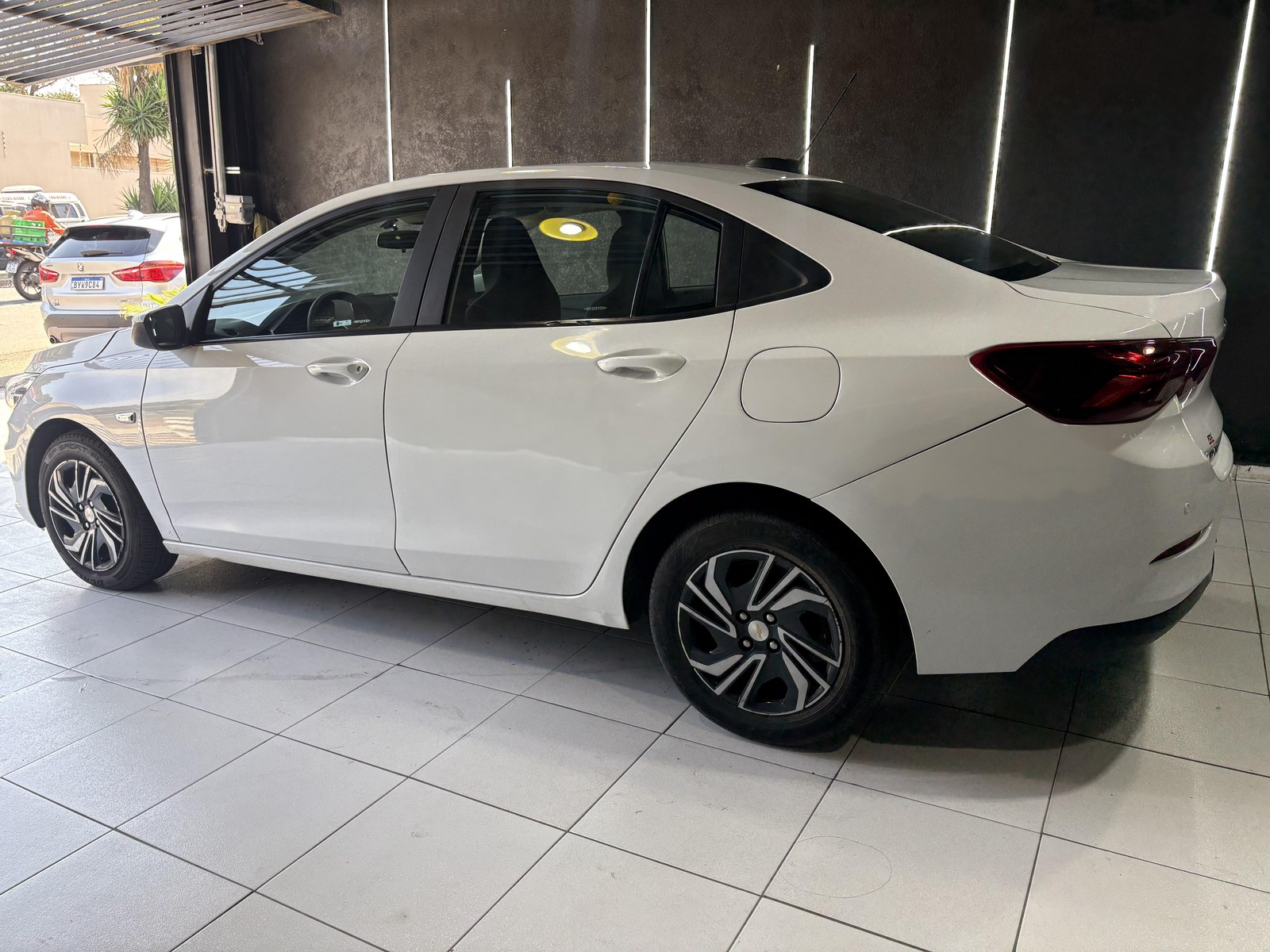 Chevrolet ONIX SEDAN Plus LT 1.0 12V TB Flex Aut. 2024