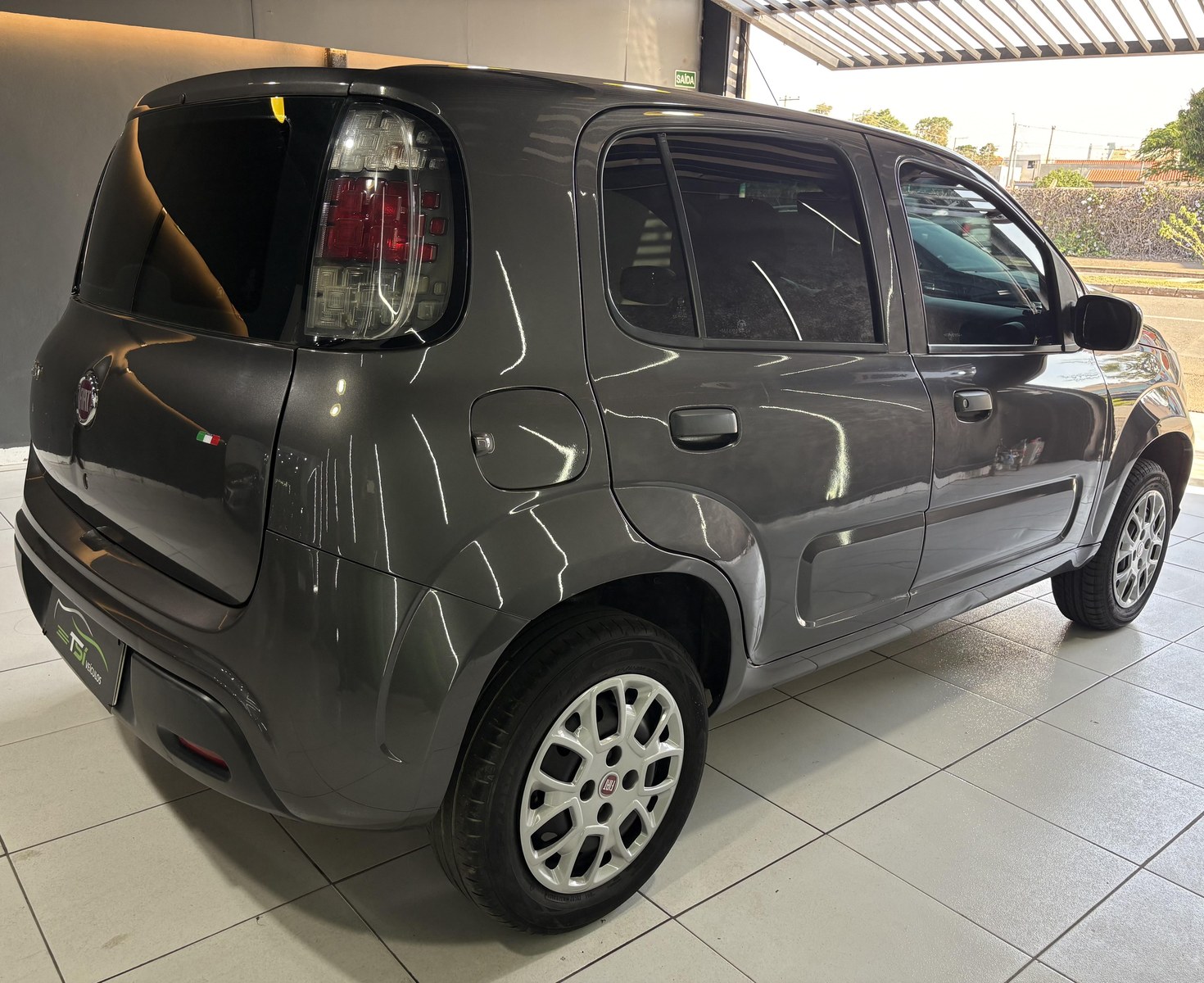 Fiat UNO ATTRACTIVE 1.0 Fire Flex 8V 5p 2021