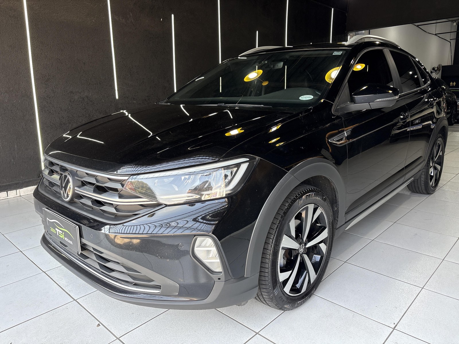 Volkswagen Nivus Highline 1.0 200 TSI Flex Aut. 2021