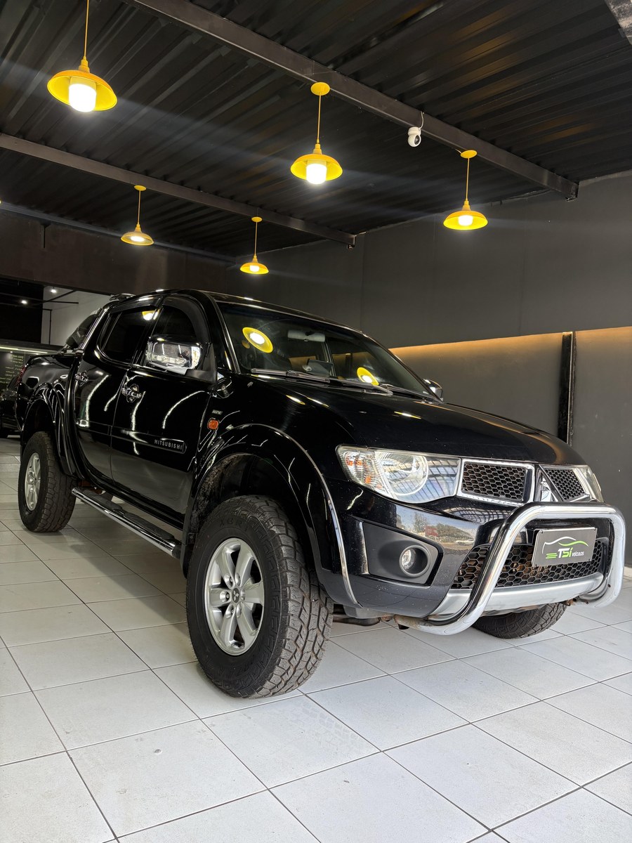 Mitsubishi L200 Triton HPE 3.5 CD V6 24V Flex Aut. 2012