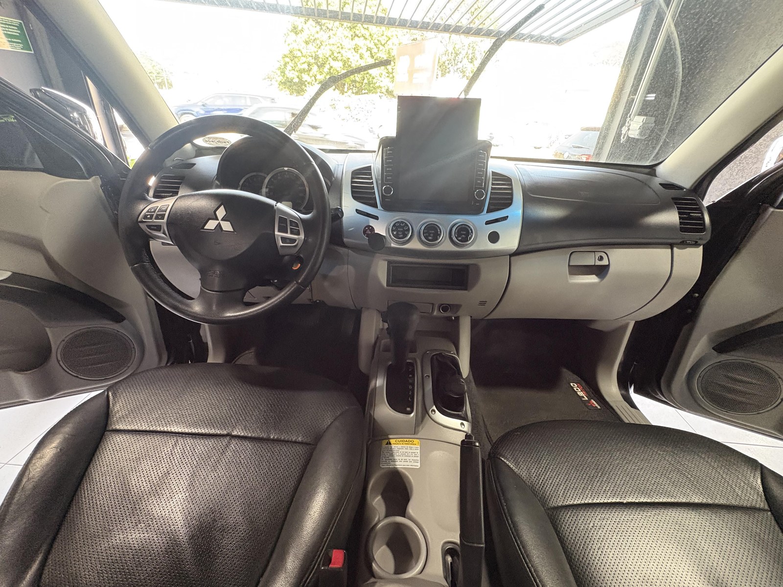Mitsubishi L200 Triton HPE 3.5 CD V6 24V Flex Aut. 2012