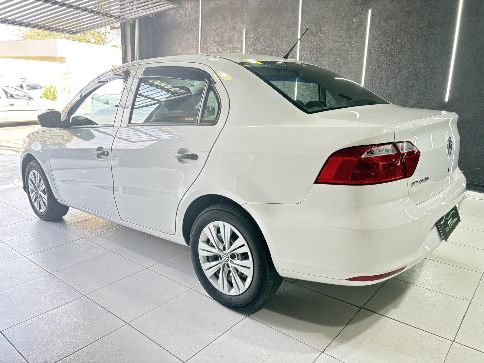 Volkswagen VOYAGE 1.0 Flex 12V 4p 2023