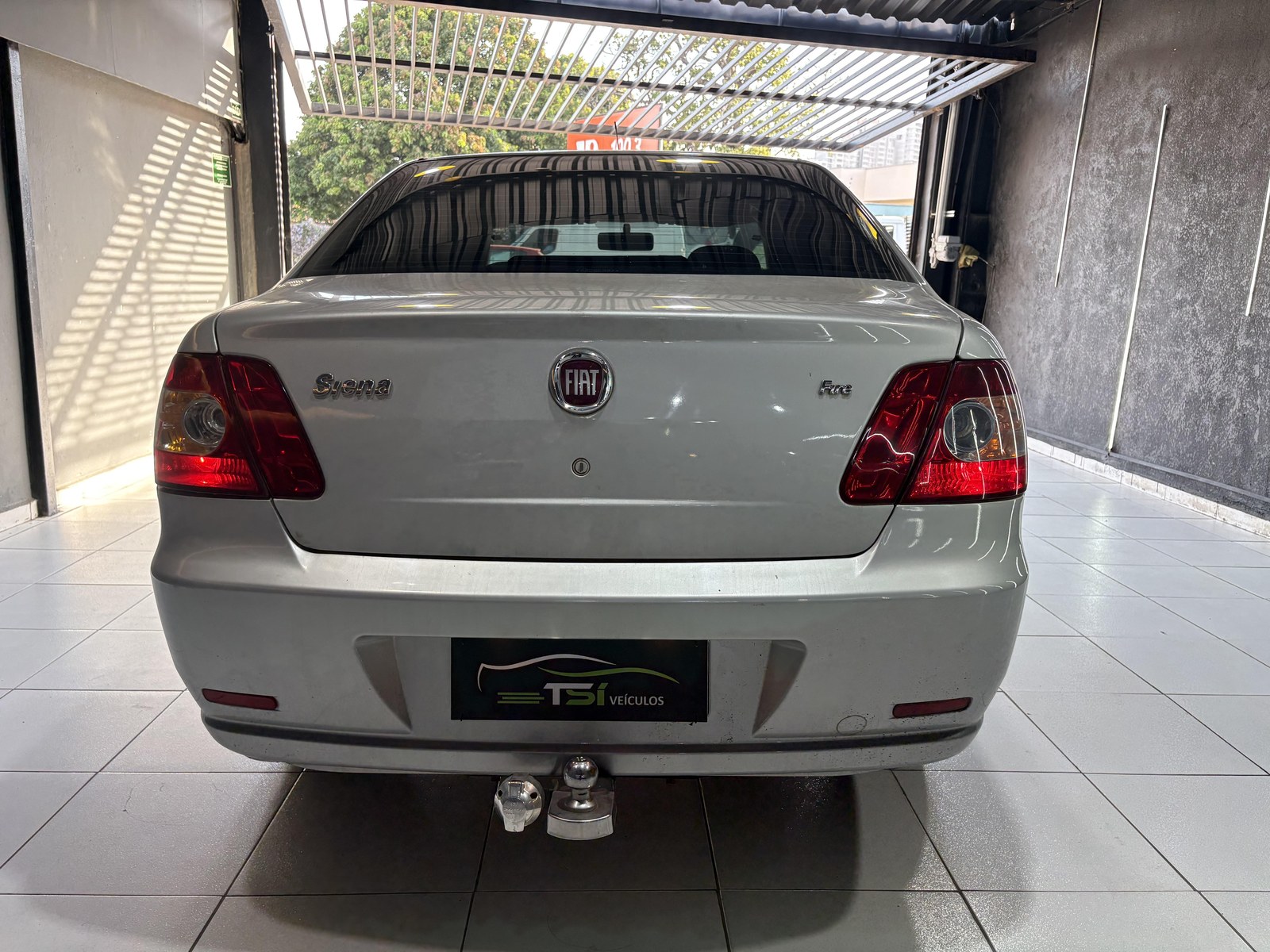 Fiat Siena Celebration 1.0 Fire Flex 8V 4p 2010