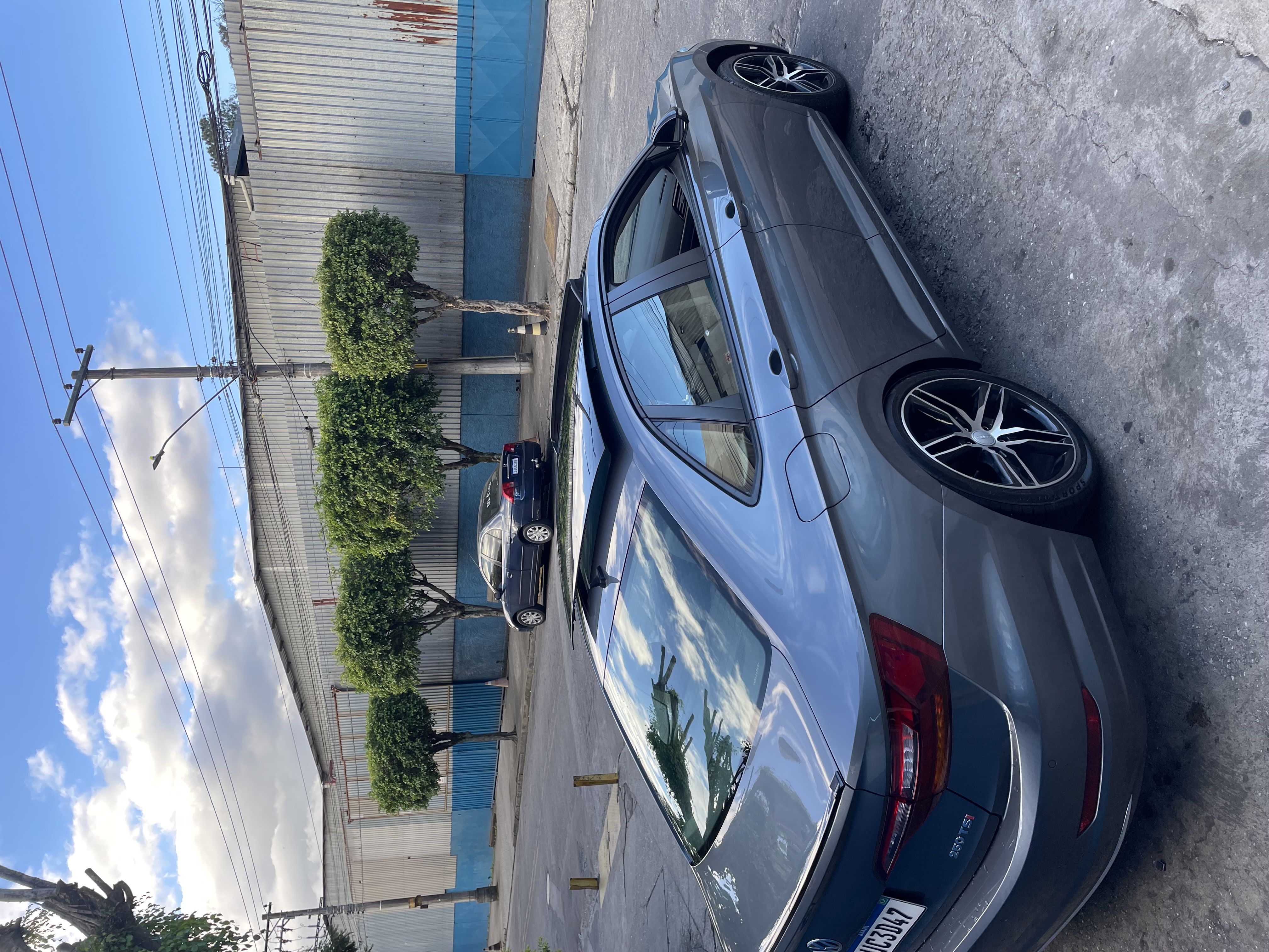 VW - VolksWagen JETTA Comfort. 250 TSI 1.4 Flex 16v Aut. 2019