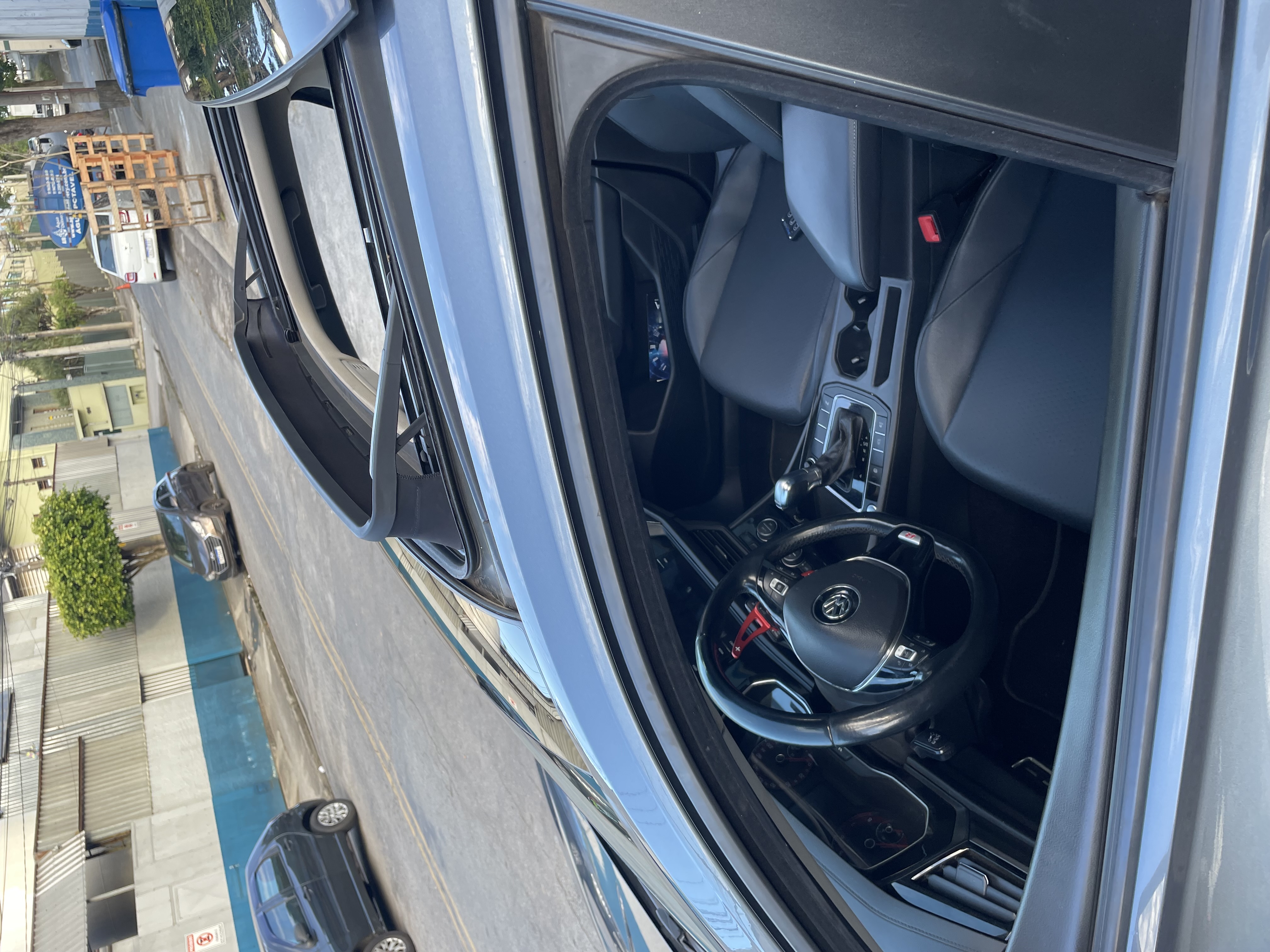 VW - VolksWagen JETTA Comfort. 250 TSI 1.4 Flex 16v Aut. 2019