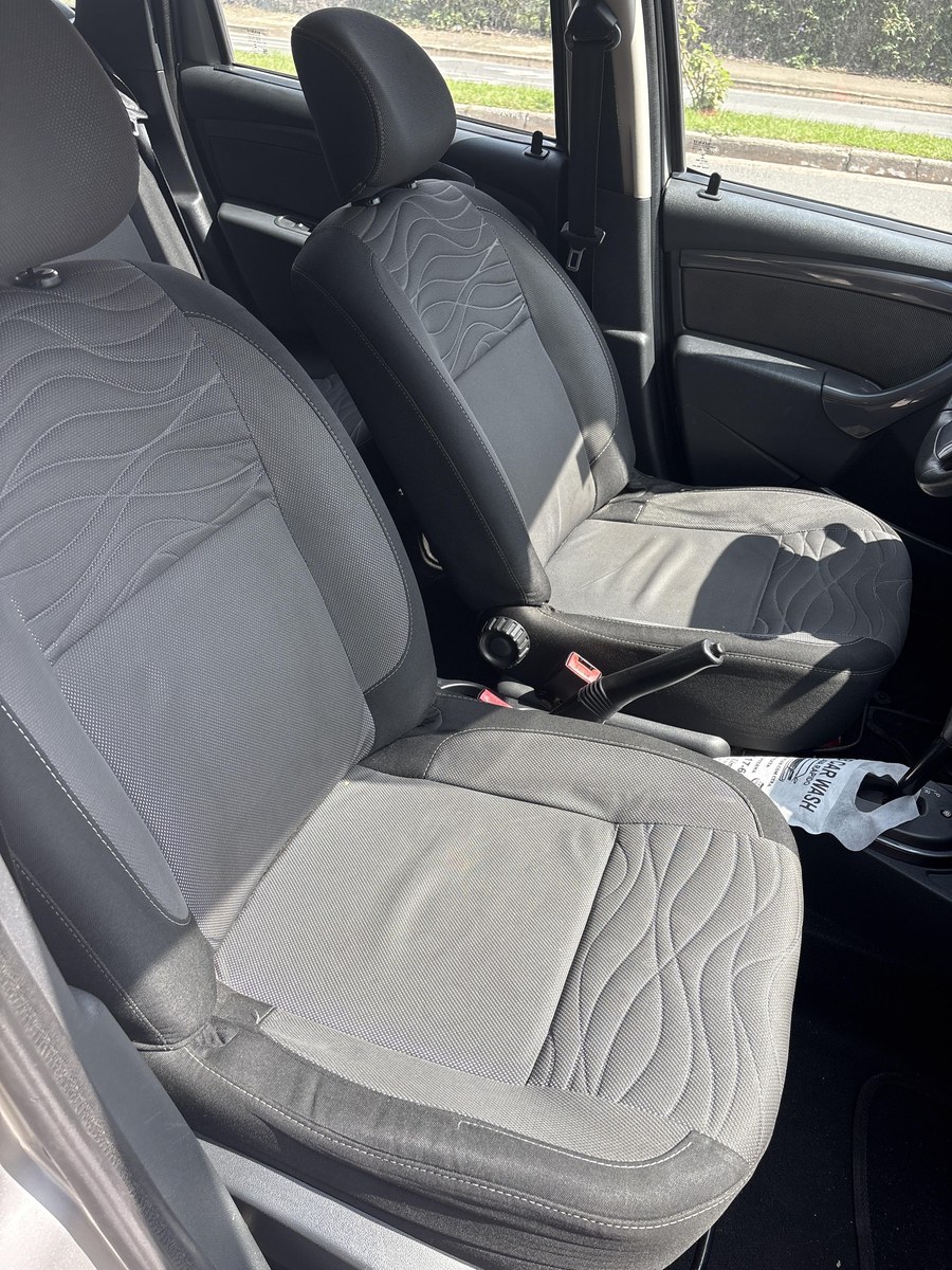 Renault DUSTER Dynamique 2.0 Flex 16V Aut. 2015