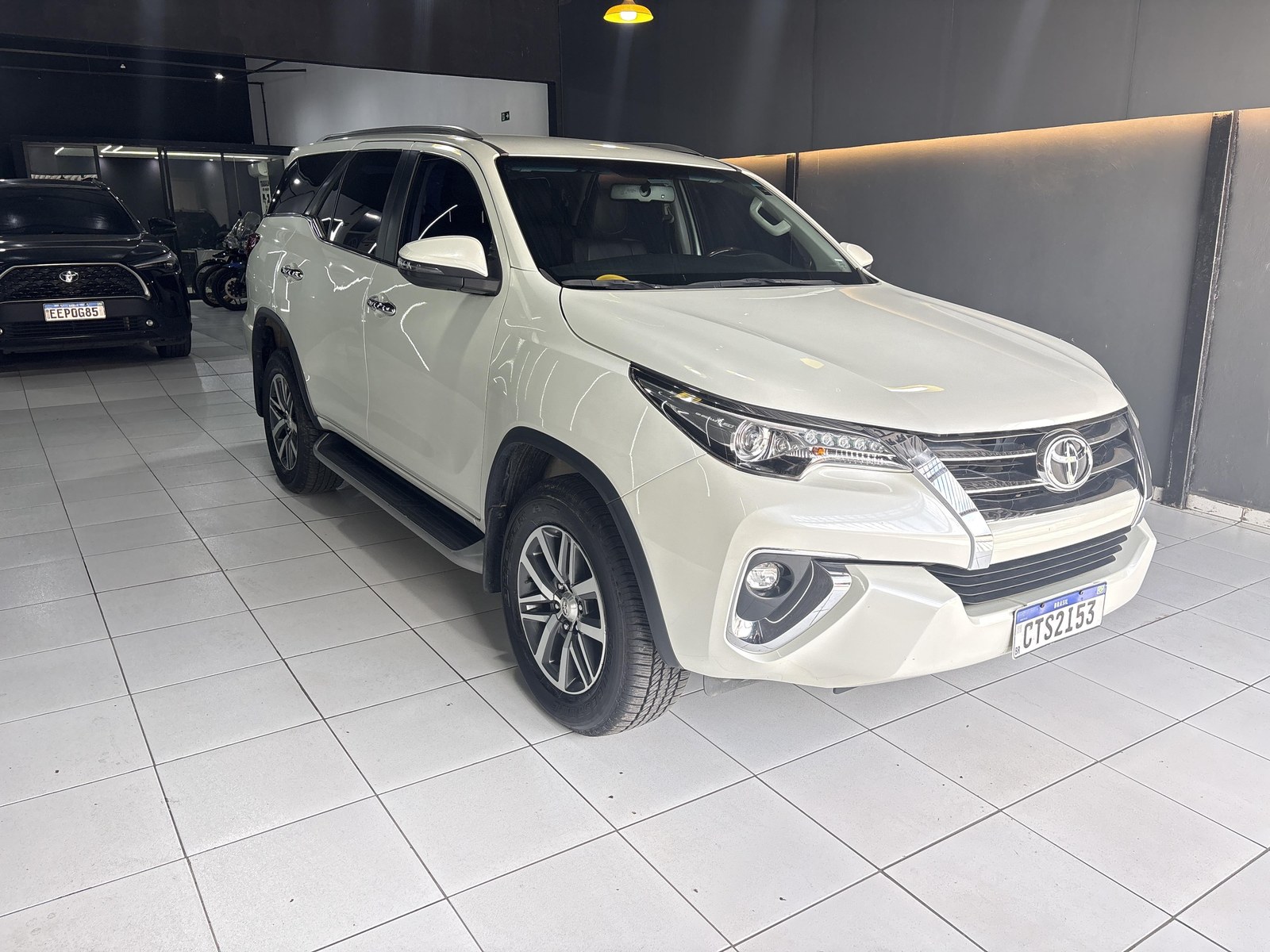 Toyota Hilux SW4 SRX 4x4 2.8 TDI 16V Dies. Aut. 2020
