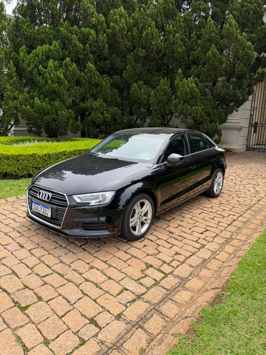Audi A3 Sedan Prestige 1.4 TFSI Flex Tip. 2021